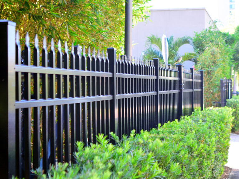 True Built Fencing: Complete Guide to Professional Fencing Solutions for Homes and Businesses